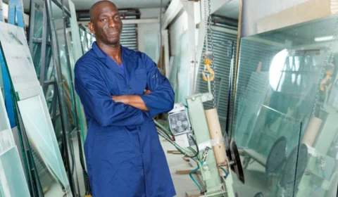 Motorista, vidraceiro e mais: veja as 63 vagas do Sine Roraima nesta segunda (17)