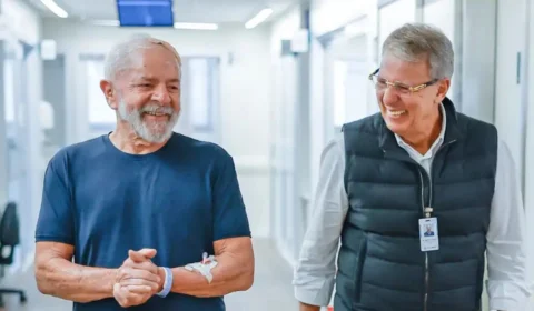 Lula desembarca em São Paulo para realizar exames nesta quinta-feira (20)