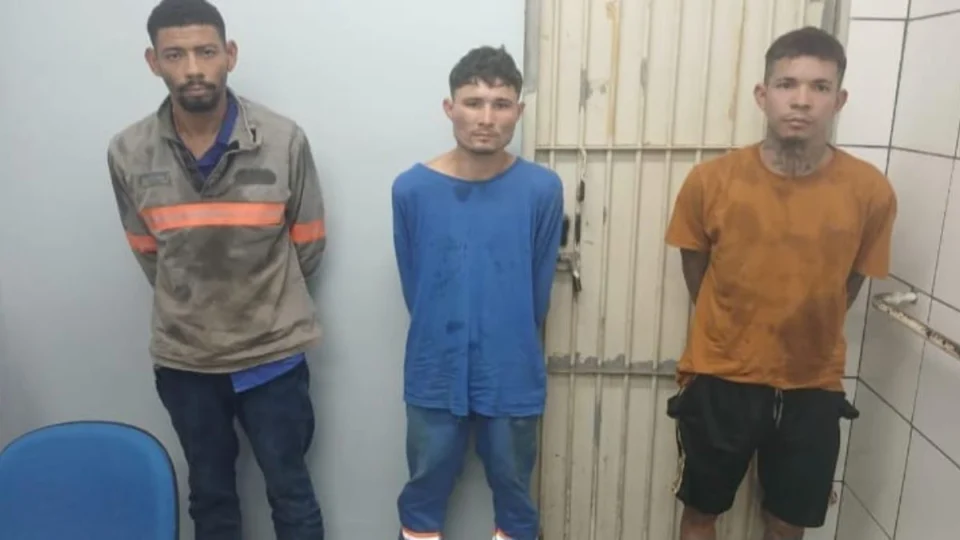 Criminosos armados e disfarçados tentam assaltar mercadinho e são detidos pela polícia em Manaus