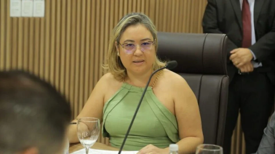 Cecília Lorenzon renuncia ao cargo de liquidante da CERR após polêmicas