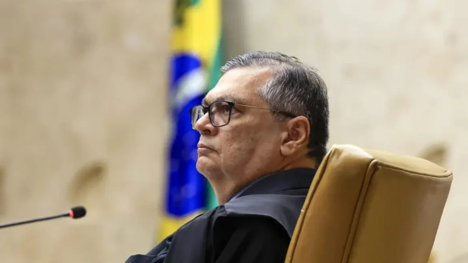 Golpe de estado: Dino rejeita razões que o impeçam de  julgar denúncia contra Bolsonaro