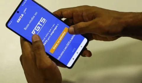 Saque do FGTS retido é liberado: confira quem tem direito e o calendário de pagamento