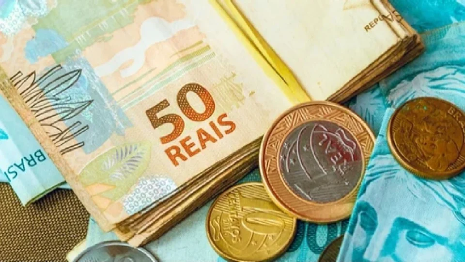 Febraban projeta alta de 8,5% na carteira de crédito em 2025