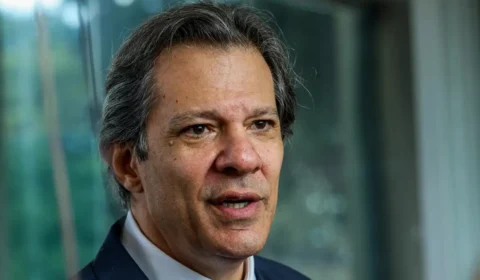 Haddad se reúne com ministro do TCU para discutir bloqueio de recursos do Pé-de-Meia