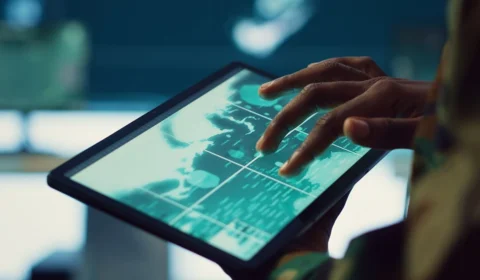 Impacto da IA: Blogs estão sentindo interferência em transmitir notícias e vendas com a plataforma