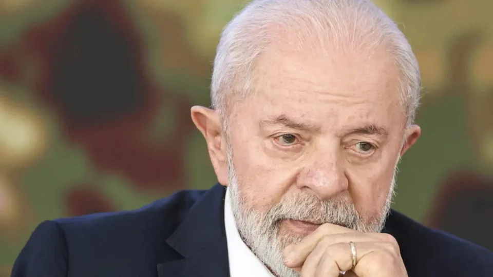 Alta dos alimentos: Lula pede para brasileiros não comprarem itens caros