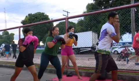 Mulheres usam boxe para combater sedentarismo e melhorar a saúde em Manacapuru