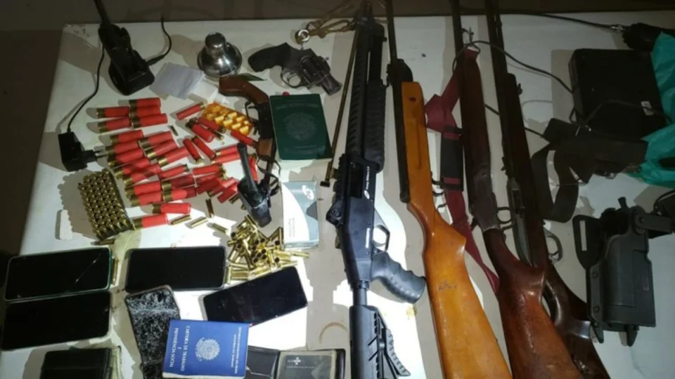 PF desarticula organização de tráfico internacional de drogas em Vilhena e Corumbiara