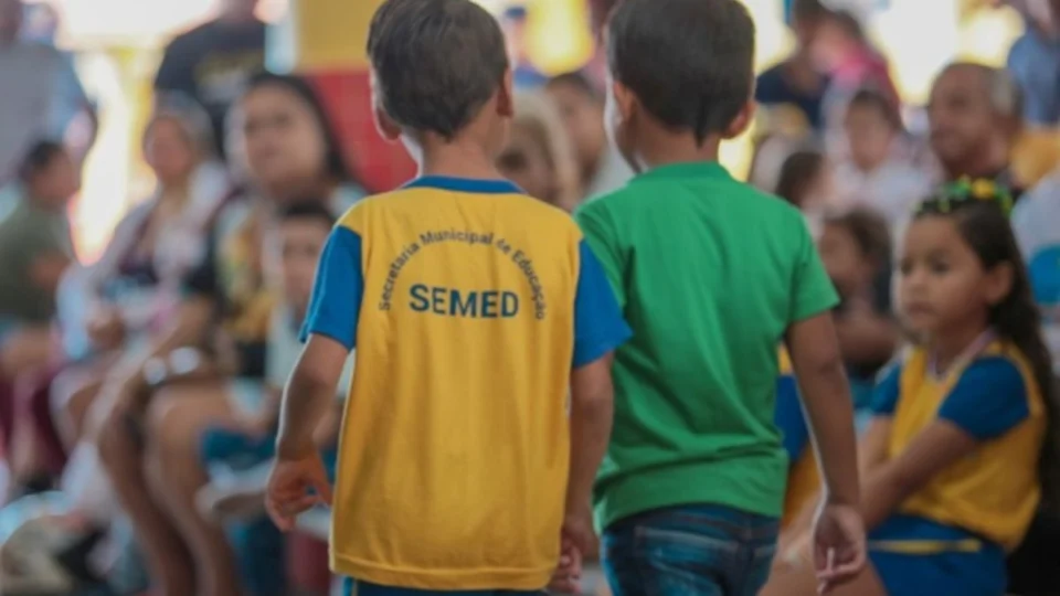 Programa ‘Unidos pela Educação Inclusiva’ abre seleção para voluntários em RO; saiba como se inscrever