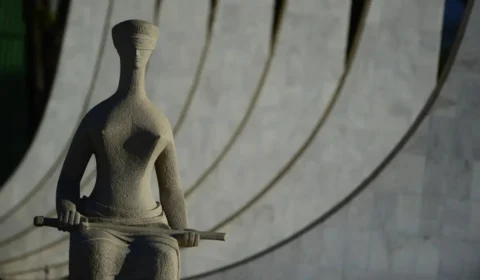 STF retoma julgamento sobre validade de revista íntima em presídios nesta quinta (6)