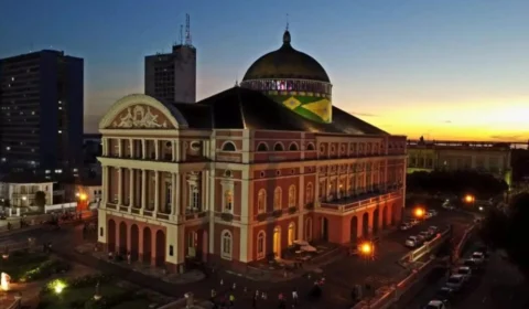 Teatro Amazonas reabre para visitação em 2025 e deve ser restaurado pelo Governo Federal