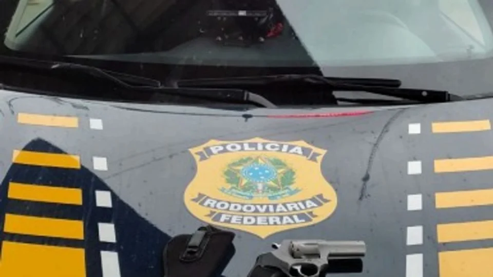 Dois homens são presos por porte ilegal de armas no Tocantins