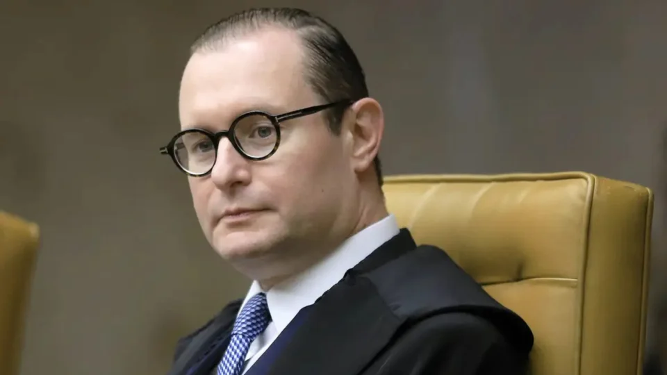 STF: Zanin diz não haver impedimento para julgar denúncia contra Bolsonaro