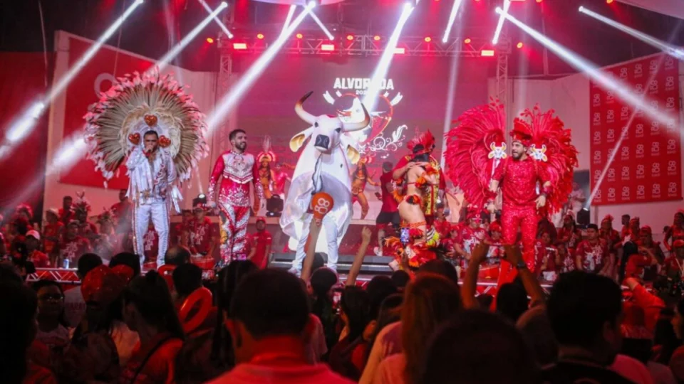 ‘Alvorada Garantido 2025’: lanchas vendem passagens com antecedência; veja valores