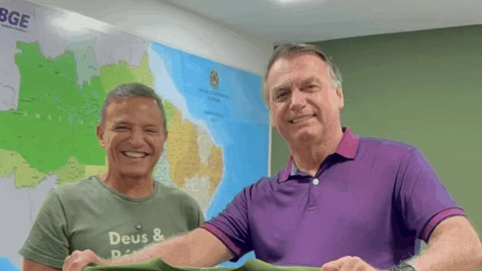 Senador do Acre defende Bolsonaro e propõe anistia no Congresso