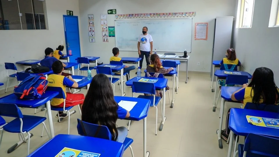 Calendário escolar 2025: Quando começam as aulas em Porto Velho?