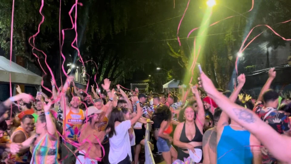 Carnaval Manaus 2025: ‘Nosso Bloco’ agita Centro neste domingo (2)