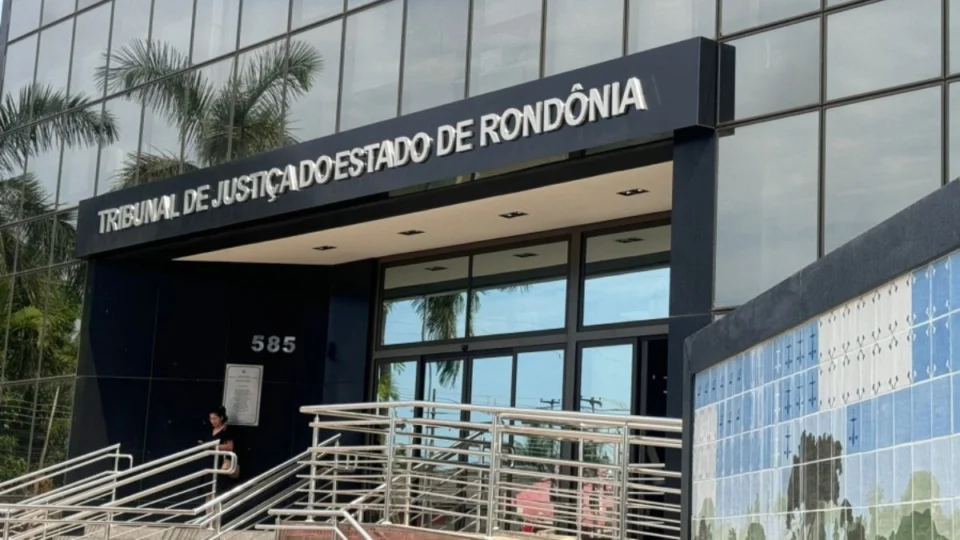 Facebook é condenado por publicações de conteúdo +18 em perfil hackeado em Porto Velho