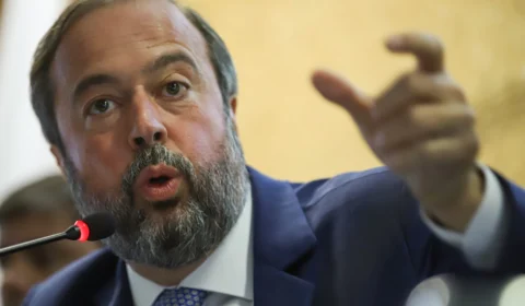 Ministro da Energia cobra resposta de Ibama sobre petróleo na Amazônia: ‘não pode enrolar’