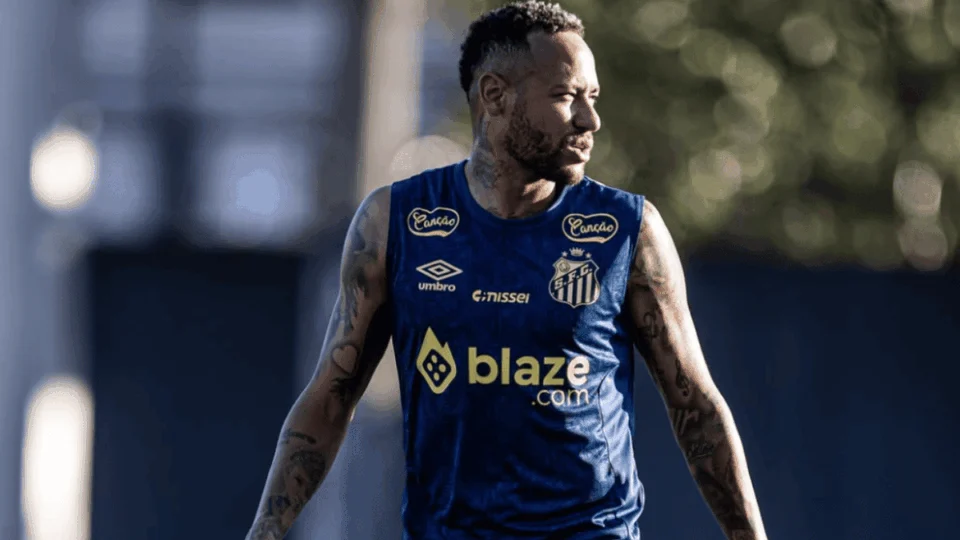 Neymar joga hoje (12/2) no clássico contra o Corinthians?