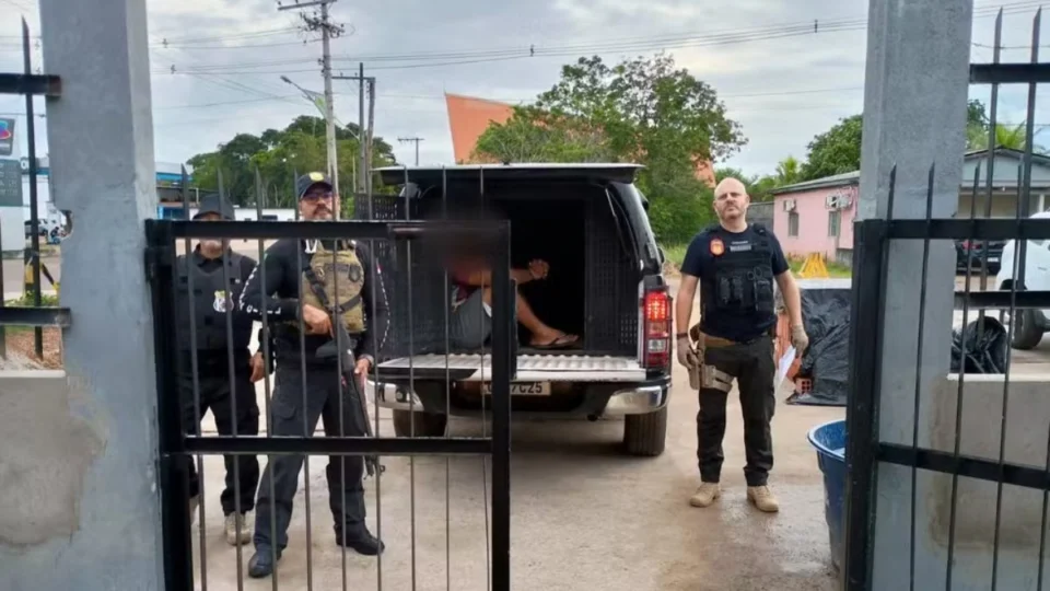 Professor de Jiu-Jitsu é preso suspeito de aliciar e perseguir alunas no Amazonas