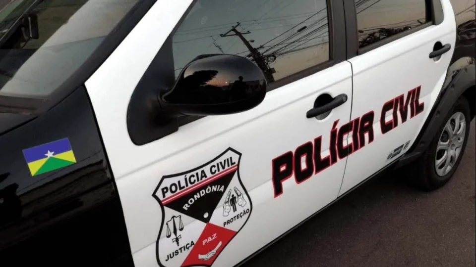 Homem é morto a tiros na frente da esposa e do filho de 1 ano em Porto Velho