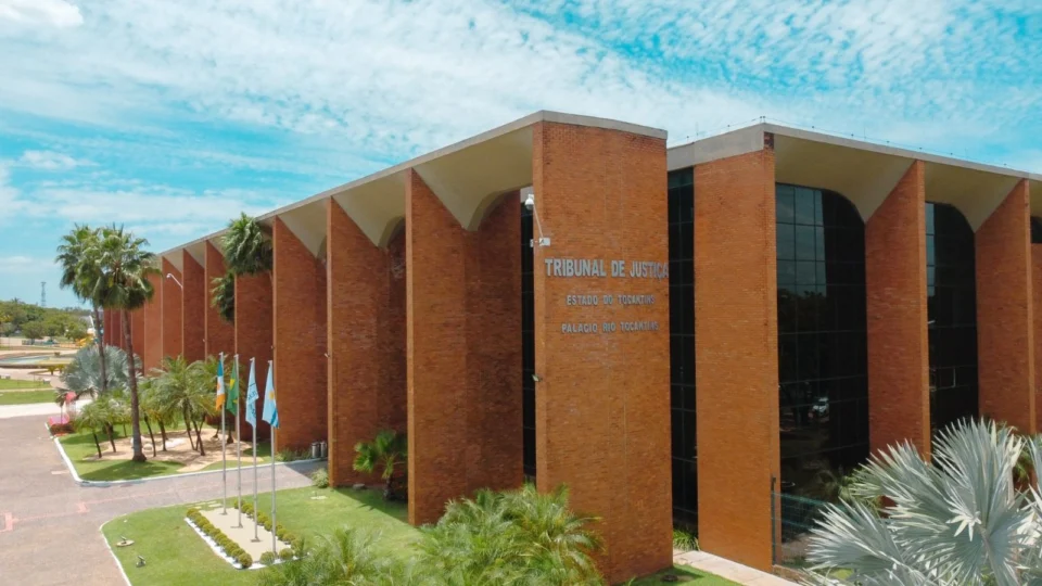 TJ nega pedido de liberdade de condenado por homicído preso em embaixada dos EUA