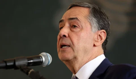 Barroso nega pedido de suspeição de Moraes feito por defesa de Braga Netto; veja argumentos