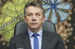 Sem pressa: TSE acumula pedidos de cassação contra Denarium, governador de Roraima