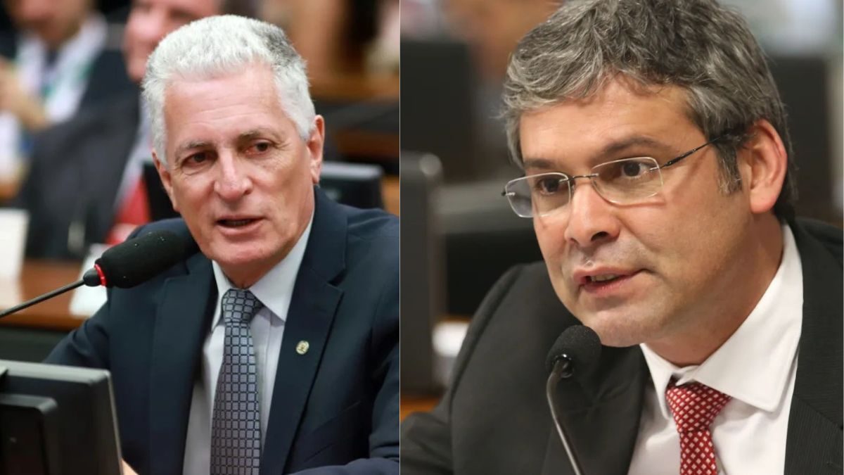 Deputados do PT pedem medida contra Bolsonaro.