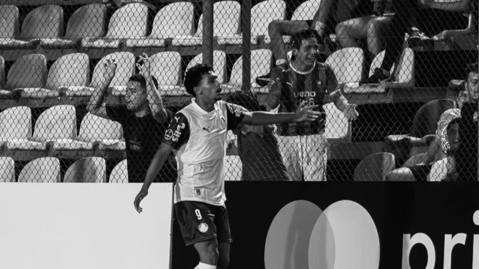 Palmeiras critica punição da Conmebol a Cerro Porteño por racismo contra Luighi: ‘conivência’