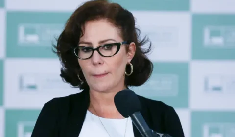 STF marca julgamento de Carla Zambelli por porte ilegal de arma; saiba quando será