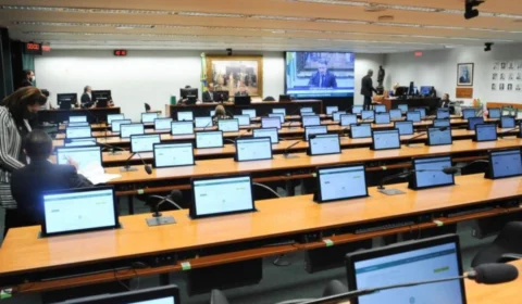 União Brasil na CCJ? Entenda negociações entre líderes da Câmara