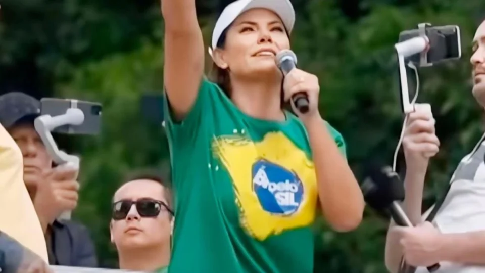 Por que Michelle Bolsonaro cancelou ida ao ato de 16 de março? 