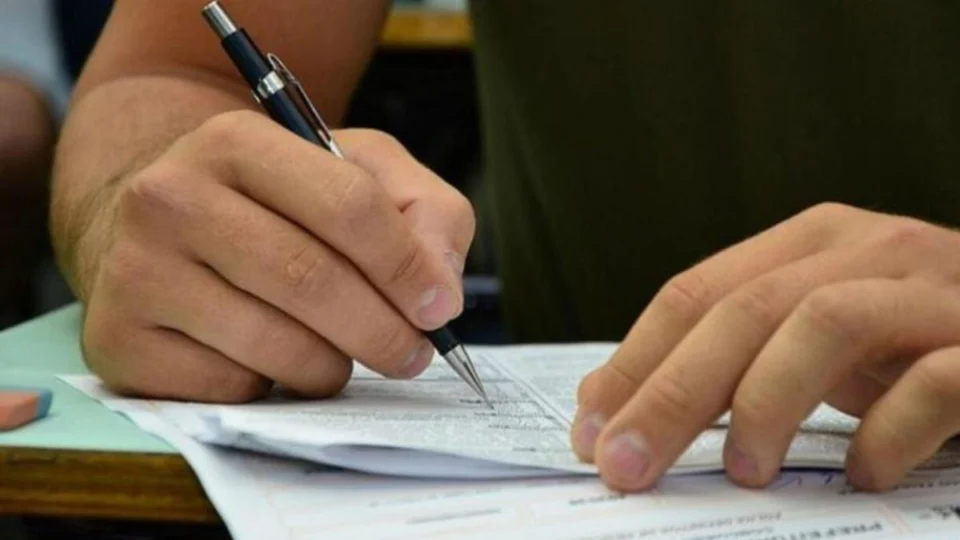 PF lança concurso administrativo com 192 vagas e salários de até R$ 11 mil; veja detalhes