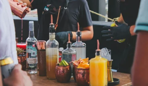 Empresário é preso após oferecer bebidas alcoólicas a adolescentes em Roraima; uma teve coma alcoólico