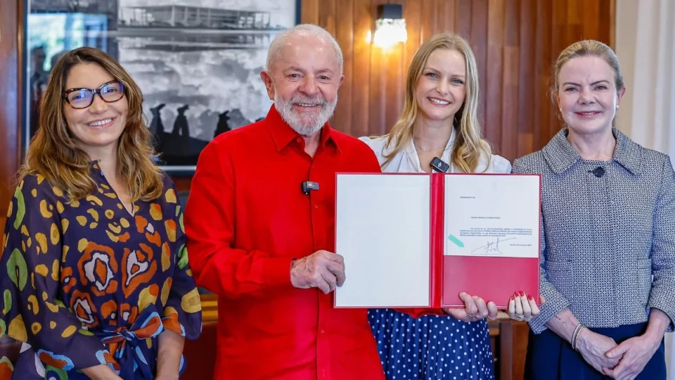 Saiba quem é Verônica Sterman, advogada indicada por Lula para o Superior Tribunal Militar