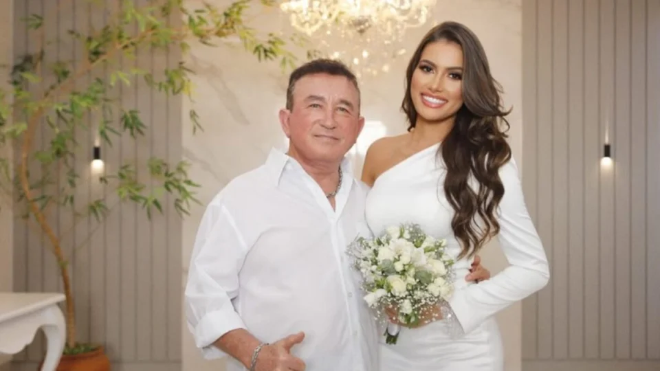 Do amor à união! Amado Batista e miss 50 anos mais nova oficializam casamento