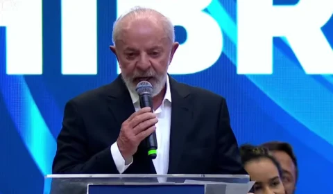 VÍDEO: Lula dá resposta afiada a Donald Trump! Veja o que disse o presidente