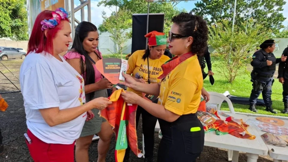 Carnaval Seguro: campanha leva educação no trânsito em Porto Velho