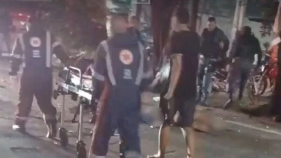 Grave acidente deixa 3 mortos e feridos na Zona Leste de Manaus; veja vídeo