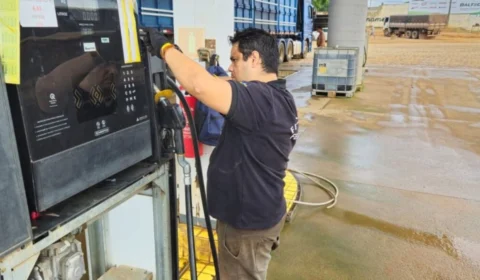 Vazamentos em bombas e outras irregularidades são detectados em postos de combustíveis em Ariquemes