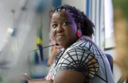 Extrema direita se apropria dos ‘direitos humanos’ para legitimar ataques à democracia, critica ministra