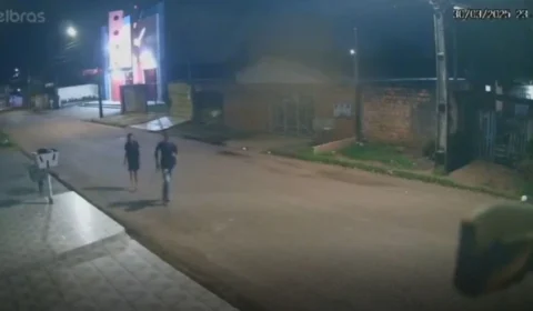 Mulher tem moto roubada por criminoso na zona Sul de Porto Velho; veja vídeo