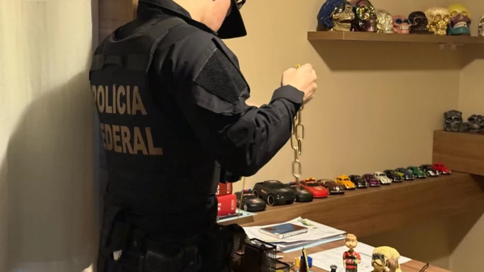 Milicianos, ouro ilegal e lavagem de dinheiro: entenda a Operação Ourives deflagrada em Manaus