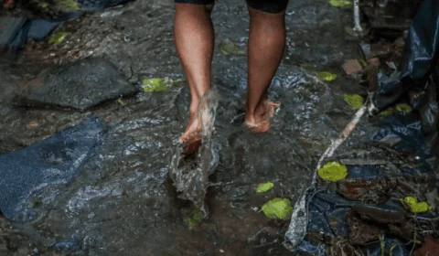 Enchentes e tétano: a verdade que você precisa saber para manter sua família segura