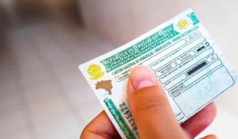 Entenda como funciona a renovação da CNH para idosos