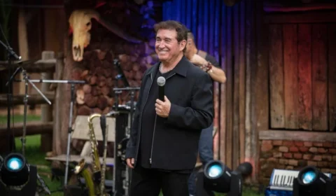 Só as antigas do Amado Batista! Ouça agora os clássicos além de ‘Folha Seca’