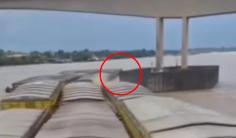 VÍDEO: balsa colide e arrasta pilar da ponte sobre o rio Madeira