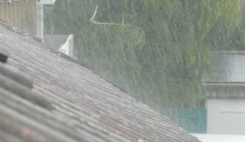 Chuvas intensas seguem em Boa Vista neste domingo (9); alagamentos causam transtornos